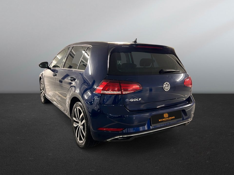 Volkswagen Golf   image9