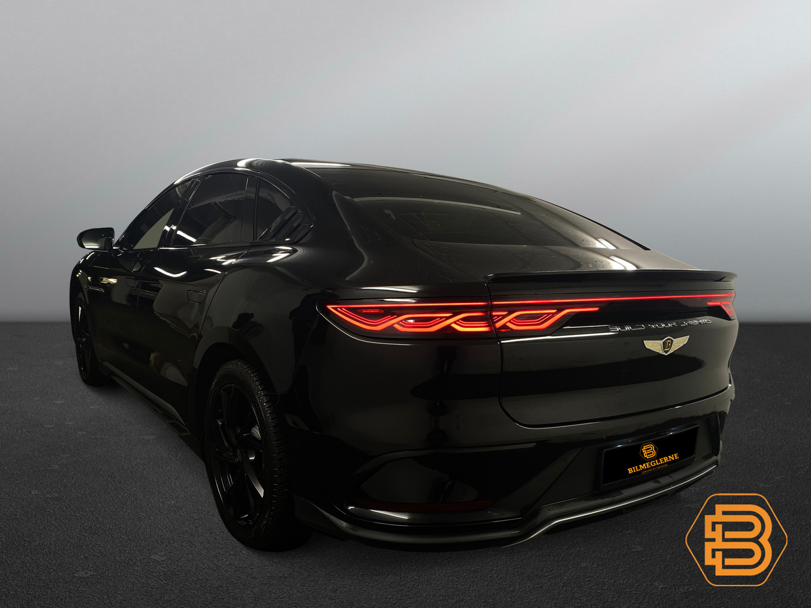 BYD Han   image12