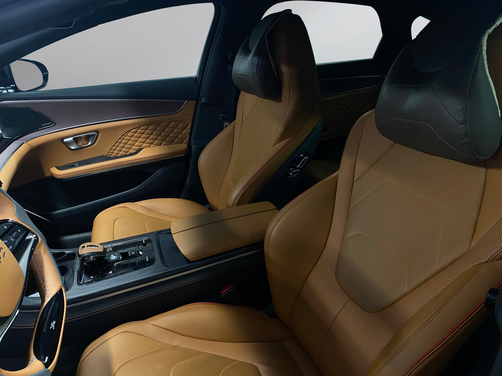 BYD Han   image16