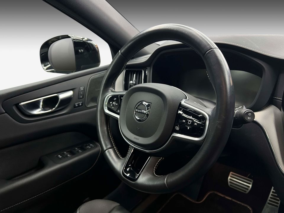 Volvo XC60   image9
