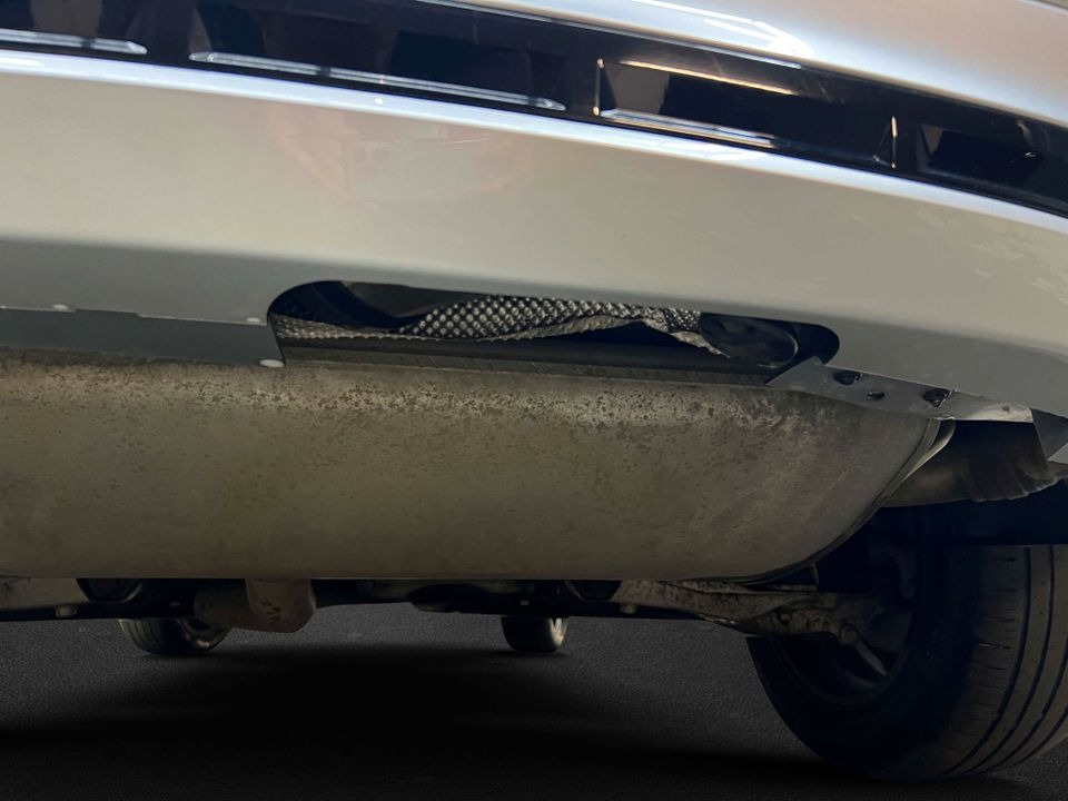 Volvo XC60   image35