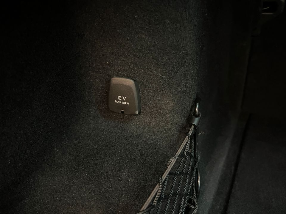 Volvo XC60   image38